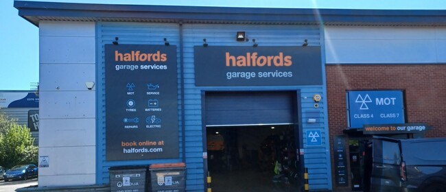 Halfords Garage Services Ashford branch