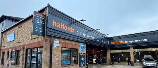 Halfords Garage Services Bedford (Ashburnham Road) branch