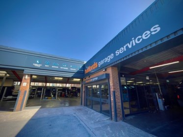 Halfords Garage Services Blackpool (Dickson Road) branch