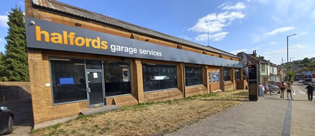 Halfords Garage Services Bristol (Bedminster) branch