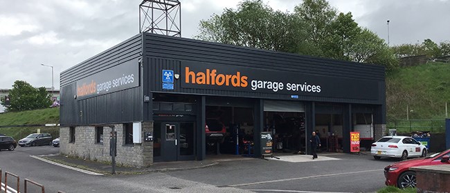 Halfords Garage Services - Burnley branch