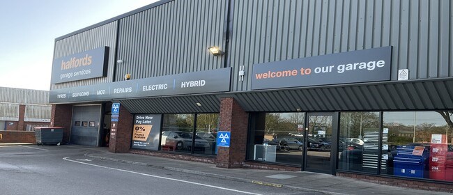 Halfords Autocentres Fareham branch