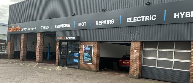Halfords Garage Services Guildford branch