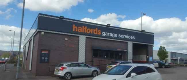 Halfords Garage Services Wolverhampton  branch